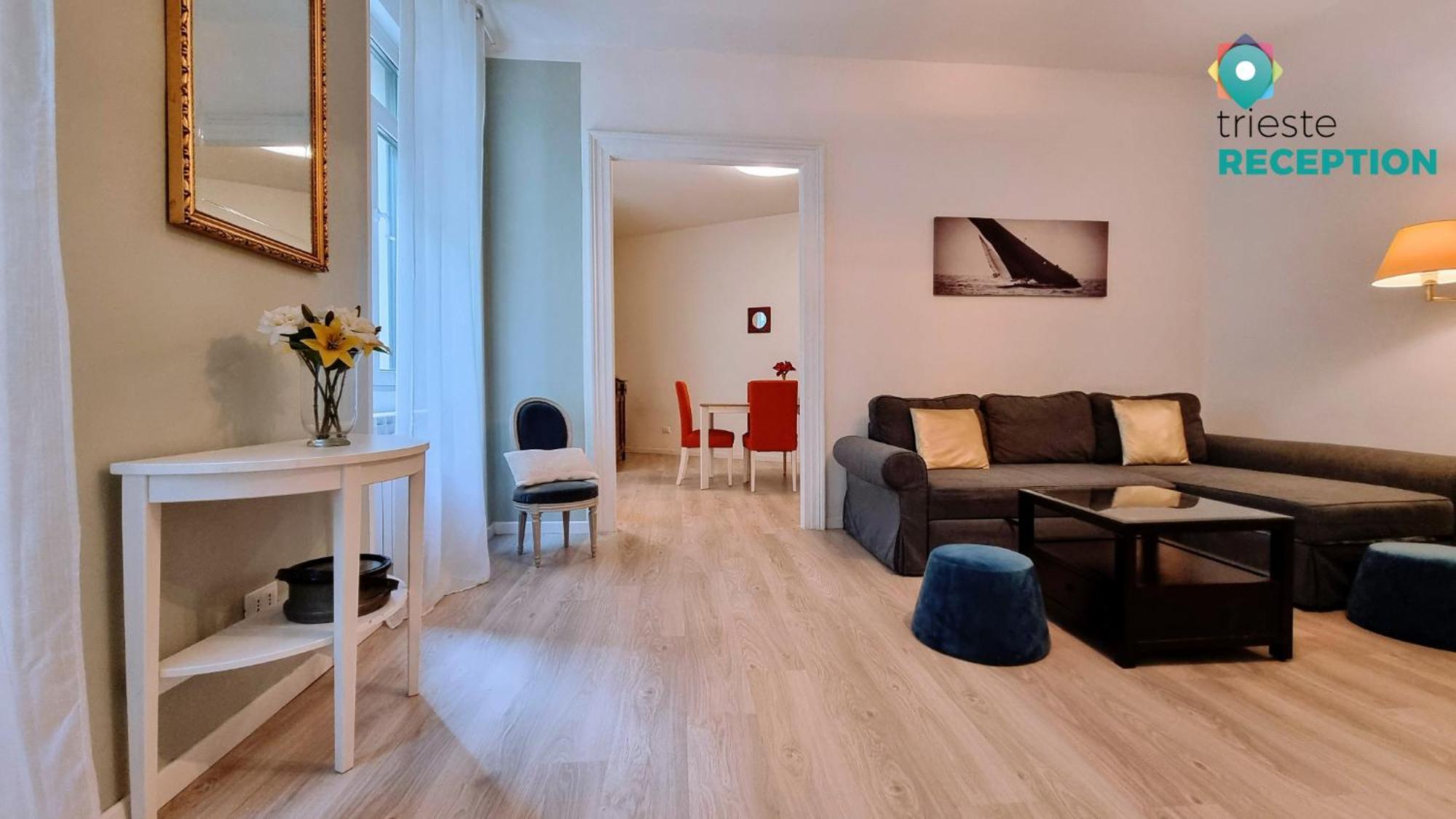 La Casa Dei Leoni Apartment Trieste Exterior photo